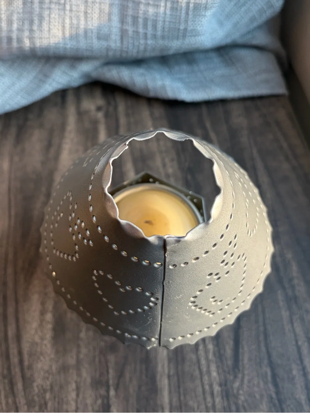 Home Interiors punched tin